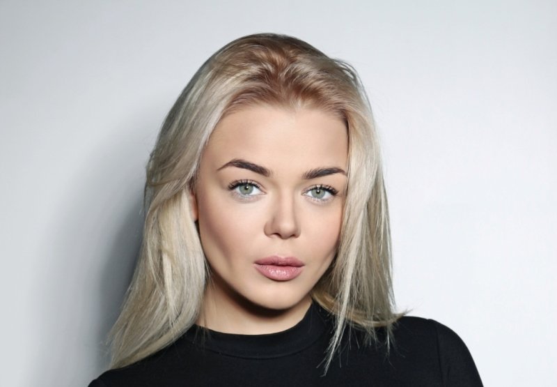 Гросу — історія, творчість та особисте життя популярної української співачки гросу