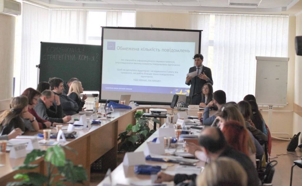 Семінар ком – повний гід з онлайн-навчання, вебінарів і професійного розвитку семінар ком